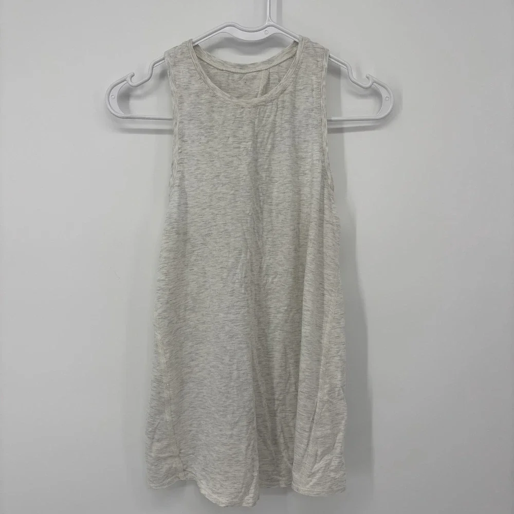 Lululemon‎ Tie It Back Tank Top Gray Women's Size 4/6 Logo Sleeveless *Read Desc